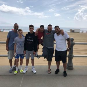 Meet your Posher, Felix